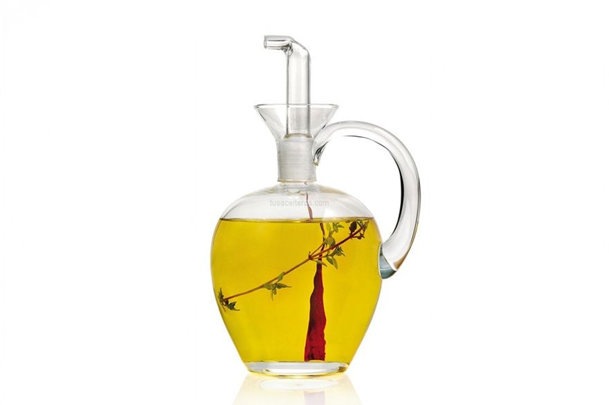 Imagen de una aceitera tradicional